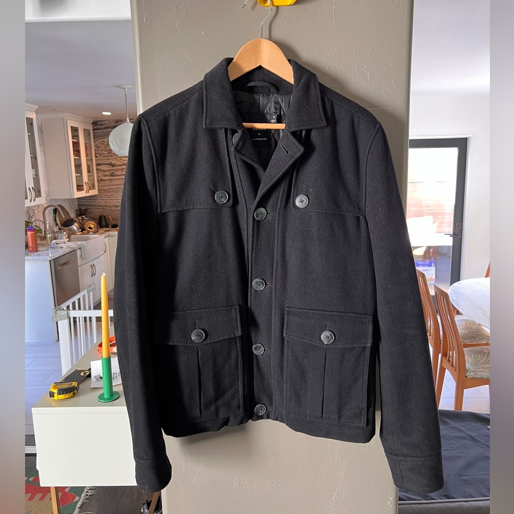 J. Lindbergh wool peacoat. Modern Swedish cut. M